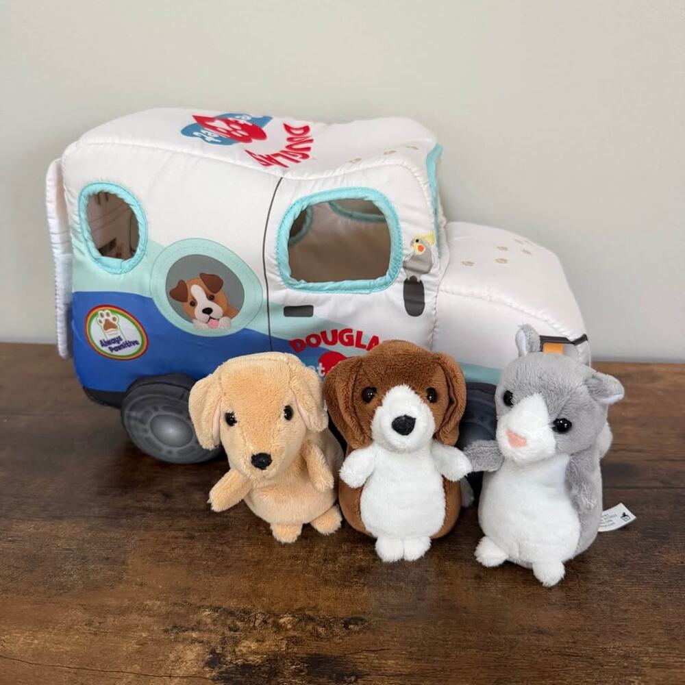 Douglas Toys Mobile Pet Vet